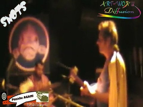 Les SNOTS (1) *intro-Mégaman* 10 avril 2010 Péniche Agami