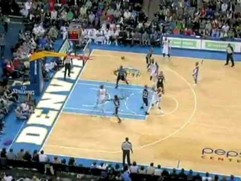 J.R. Smith throws the alley-oop to Chris Andersen for the fl