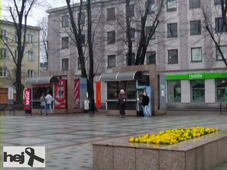 Dwie minuty ciszy w opustoszałym Mielcu.