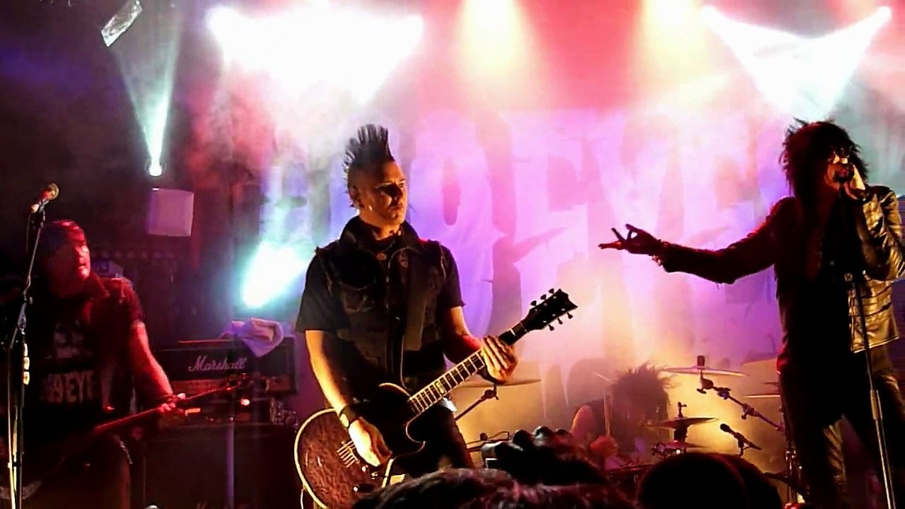 THE 69 EYES -TheGoodTheBad HD Live Paris - Le nouveau Casino