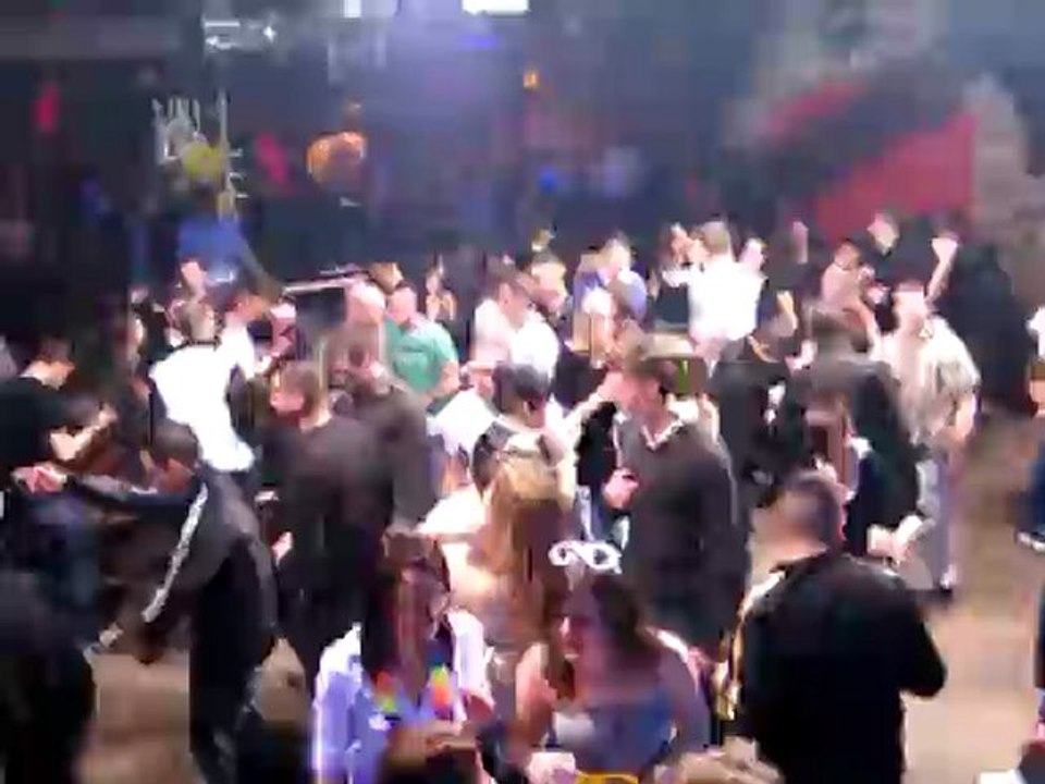 LA FERIA 10 AVRIL 2010