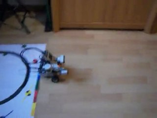 Robot mindstorm nxt 2.0 : robot explorateur