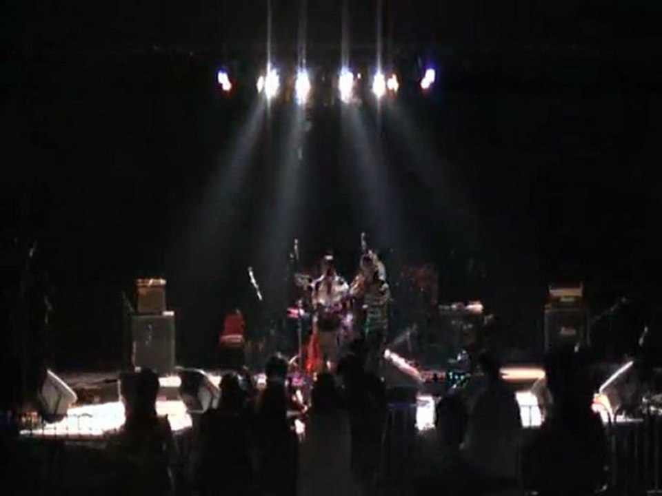 Kev1 intro concert big beynes 10 avril 2010