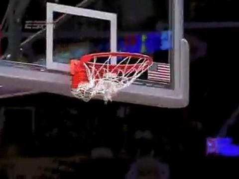 Kobe Bryant posts up and gets the short jumper to fall.