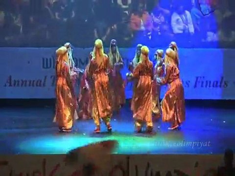 Halk dansı kına ABD 8.Türkçe Olimpiyatı