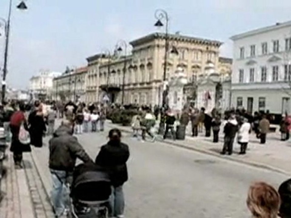 Stolica w hołdzie prezydentowi