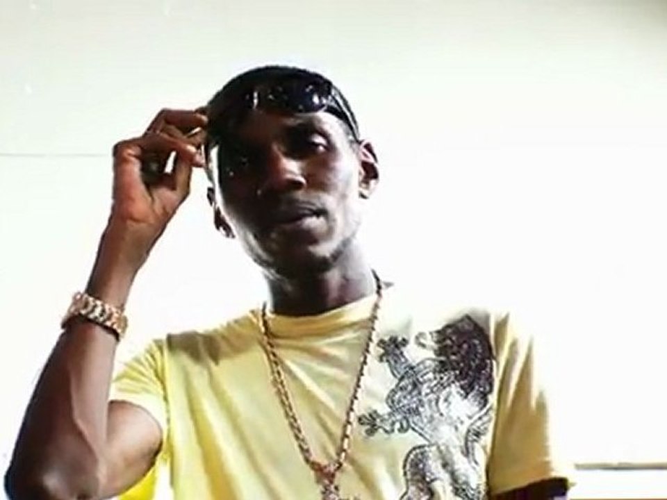 Vybz Kartel & Ms Triniti - Lockdown