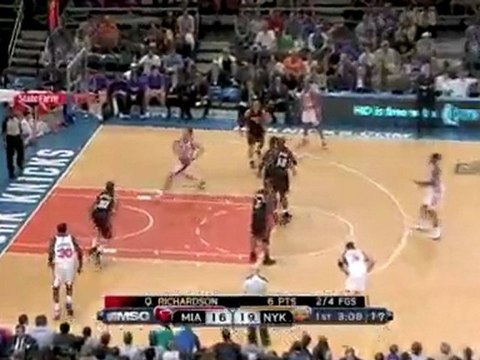 Dwyane Wade hits the turnaround rainbow fadeaway shot that o