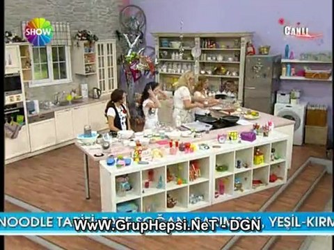 Grup Hepsi (Deryalı Günler) - Bölüm 1