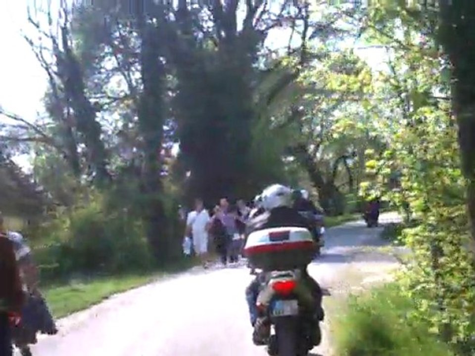 Balade moto: L'Isle-s-la-Sorgue, "Partage des eaux"