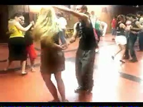 FORRÓ UNIVERSITÁRIO EM BAURU-SP (Forró com...PAULO e....)