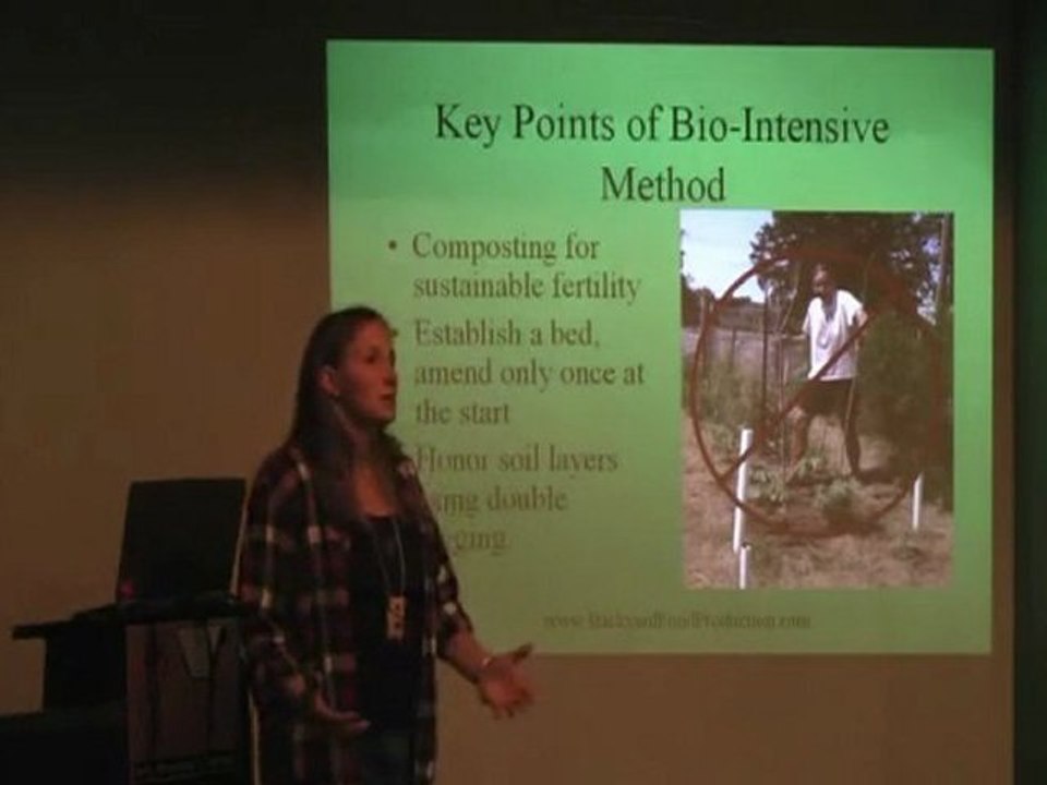 4/10 Marjory Speaks at Brave New Books 4/10/2010