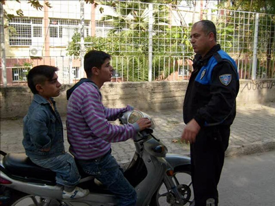 manisa tdp toplum destekli polislik büro amirliği klip