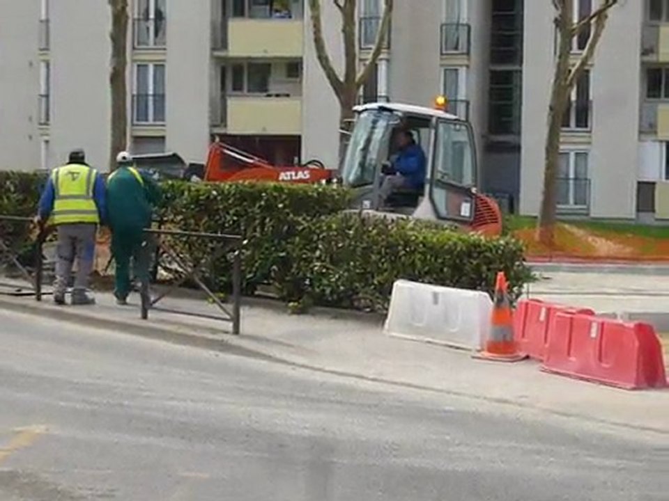 v05_100412- Travaux dans mon parking