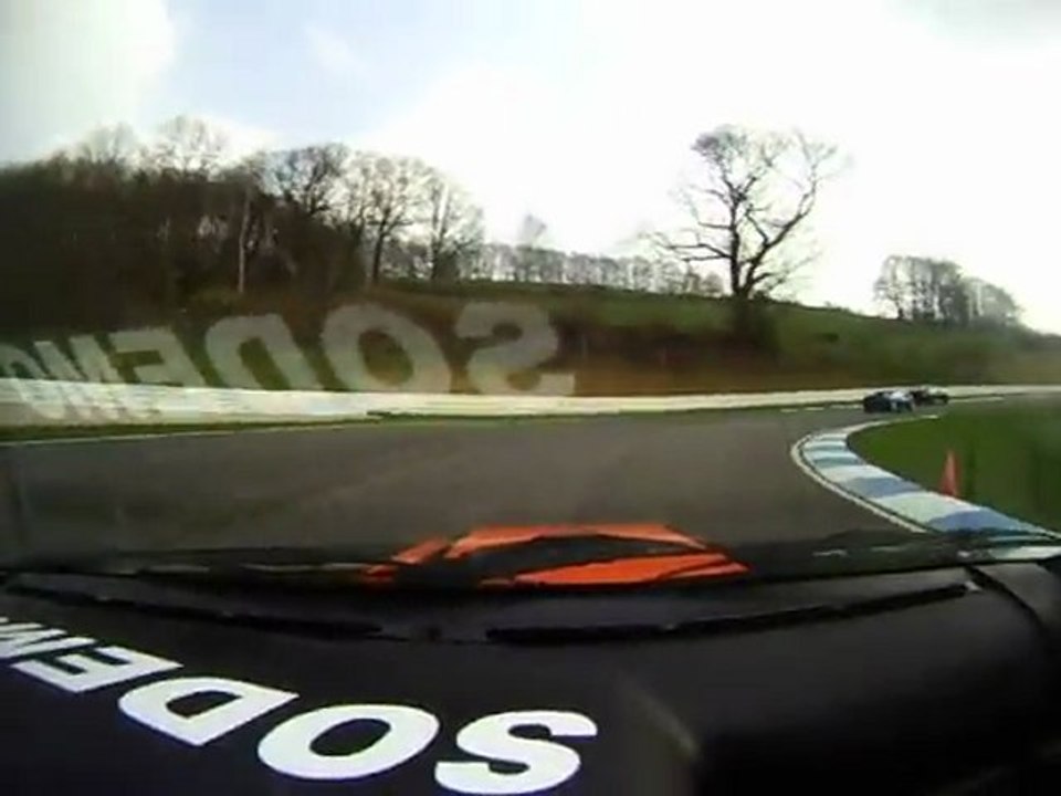 clio 16 s au circuit du laquais le 10 04 2010