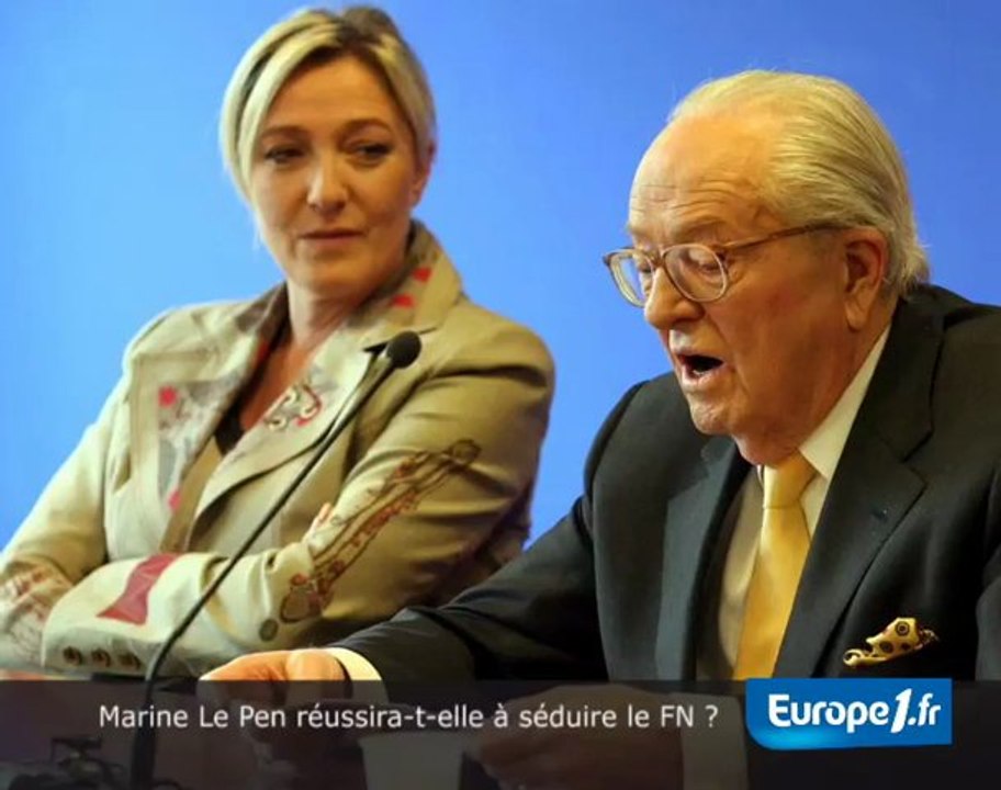 Marine Le Pen face aux militants du FN