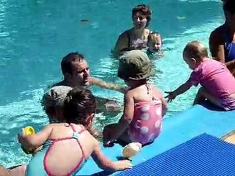 mars, je saute ds la piscine