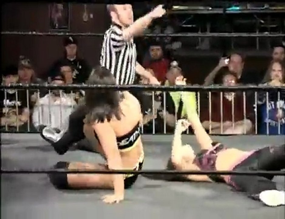 Serena & Mercedes Martinez vs. Sara Del Rey & Amazing Kong