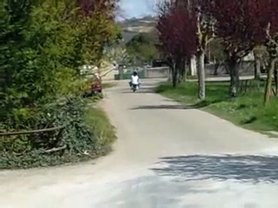 moi et mon frére sur ma pocket de compéte