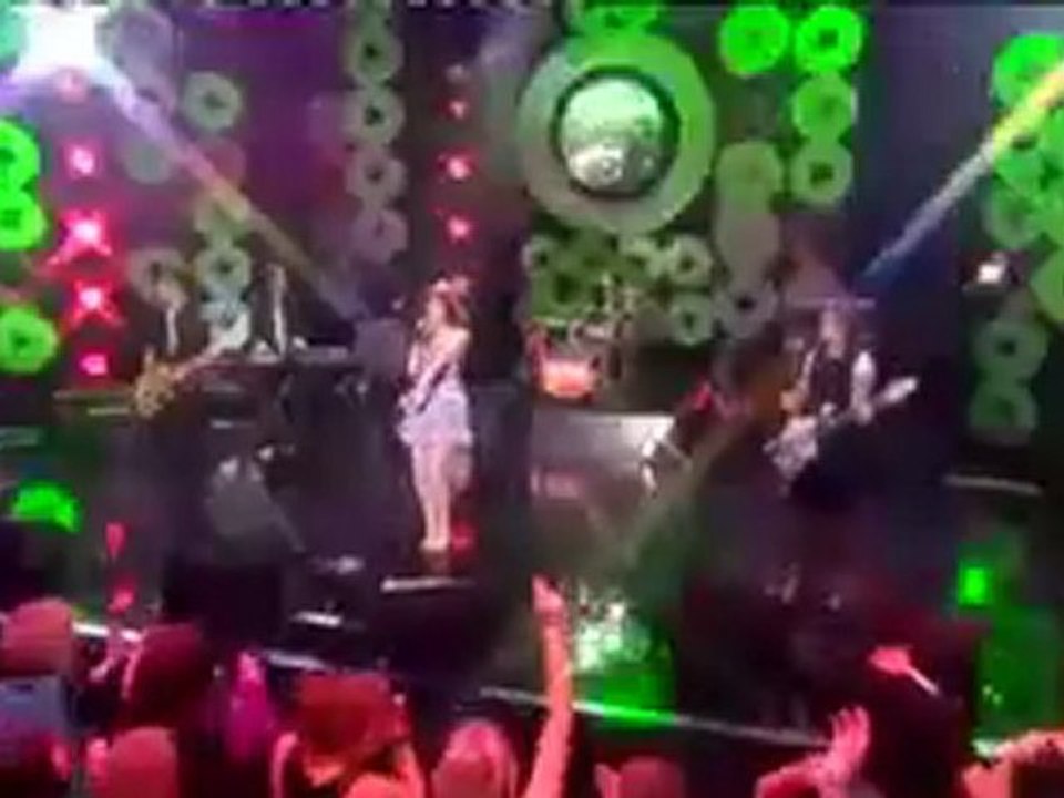 Yes Sir ICan Boogie--Sophie Ellis