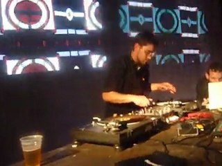 AvekaÏda - Steppin Faya