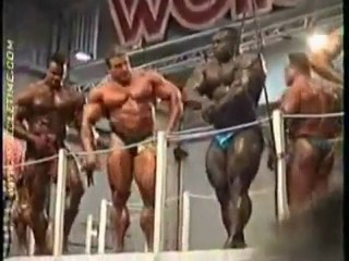 IFBB PRO VICTOR RICHARDS THE BIG EXTREME BODYBUILER HARD...