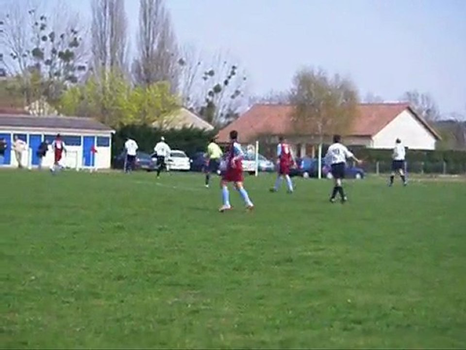 MATCH du 11.04.10 (OYRE 1 - LIGUGE 3)