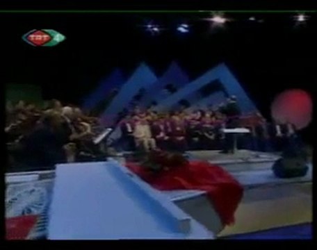 ESKİ DOSTLAR UNUTULMUŞ BİRER BİRER