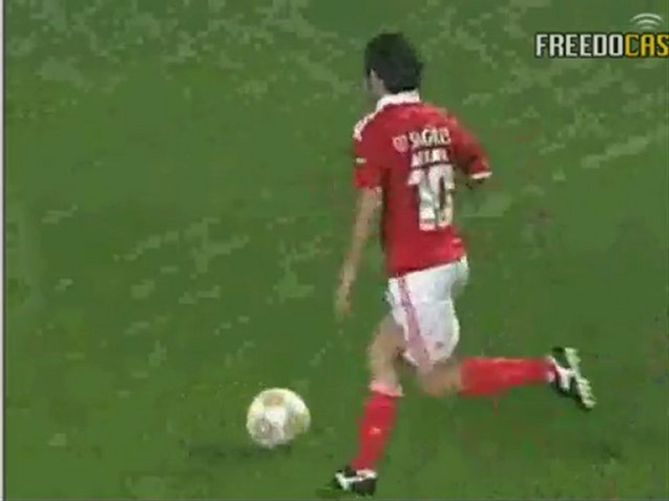 Pablo Aimar marca un golazo en el Benfica-Sp Lisboa 2-0