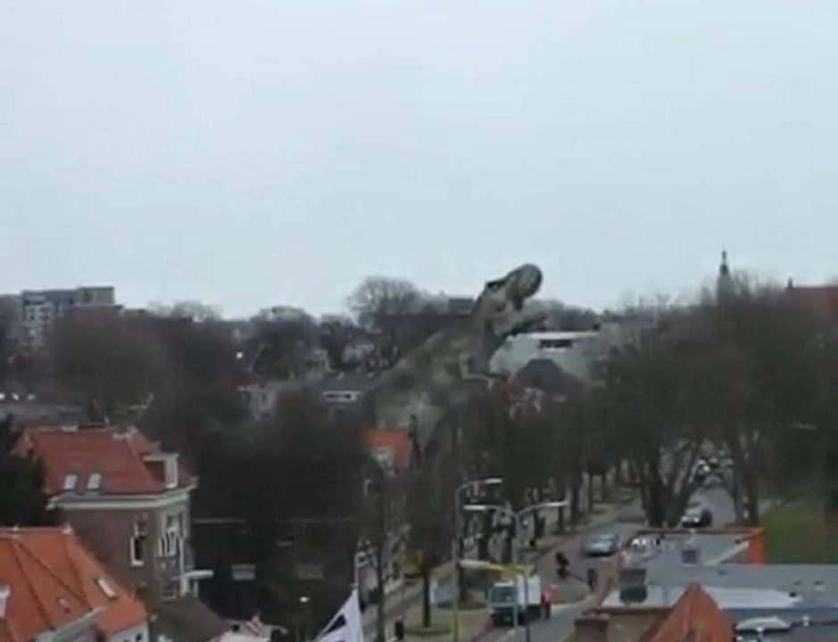 Un OVNI attaqué par l'Air Force néerlandaise