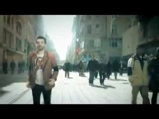 Kaan Tariman - Herkes Yanliz (2010) by Aluxton