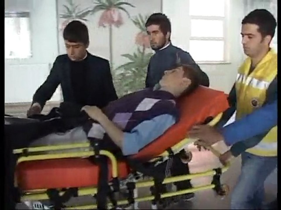 Yaralı Hatip Kurt Van'a sevk edildi