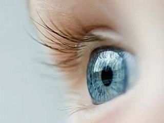 ENRICO MACIAS CHANTE MALHEUR A CELUI QUI BLESSE UN ENFANT