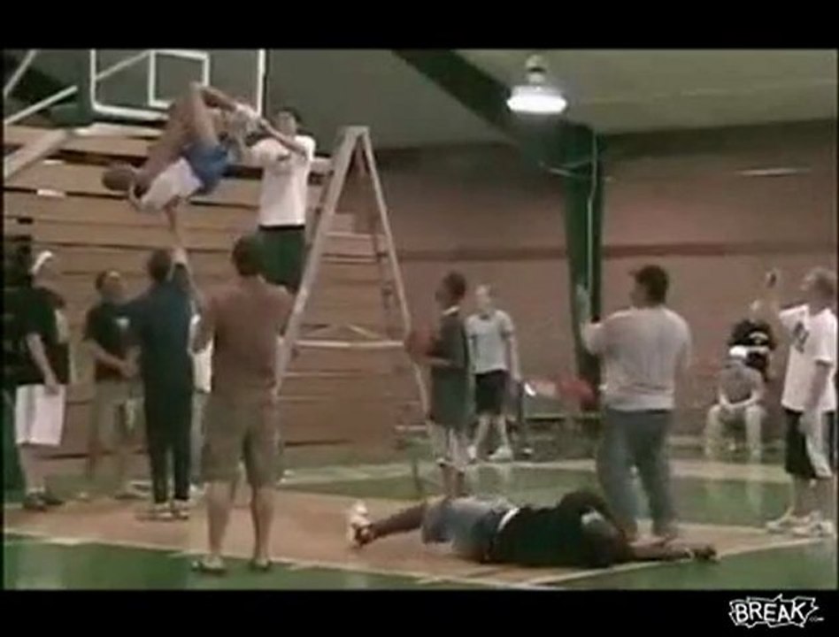 Smaç yaparken potada mahsur kaldı -) -