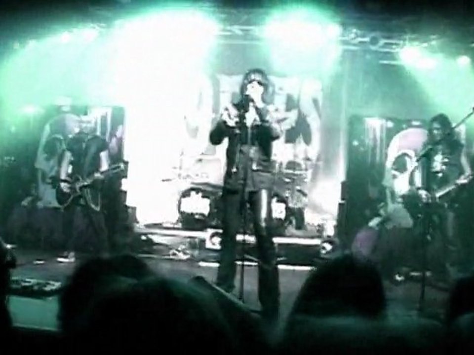 The 69 Eyes - Dead ´N Gone (Live Music Video)