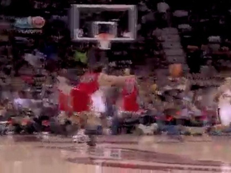 Delonte West steals the ball and takes it in for the slam.
