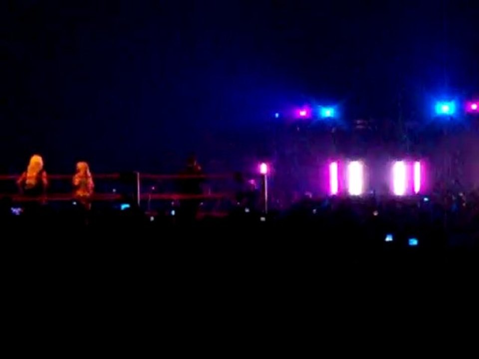 WWE Strasbourg '10 Entrée des Divas