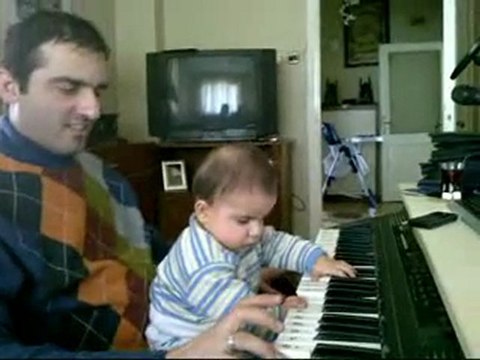 TÜRKİYENİN İLK BEBEK ARANJÖRÜ GÜNDÜZ EFE CESUR