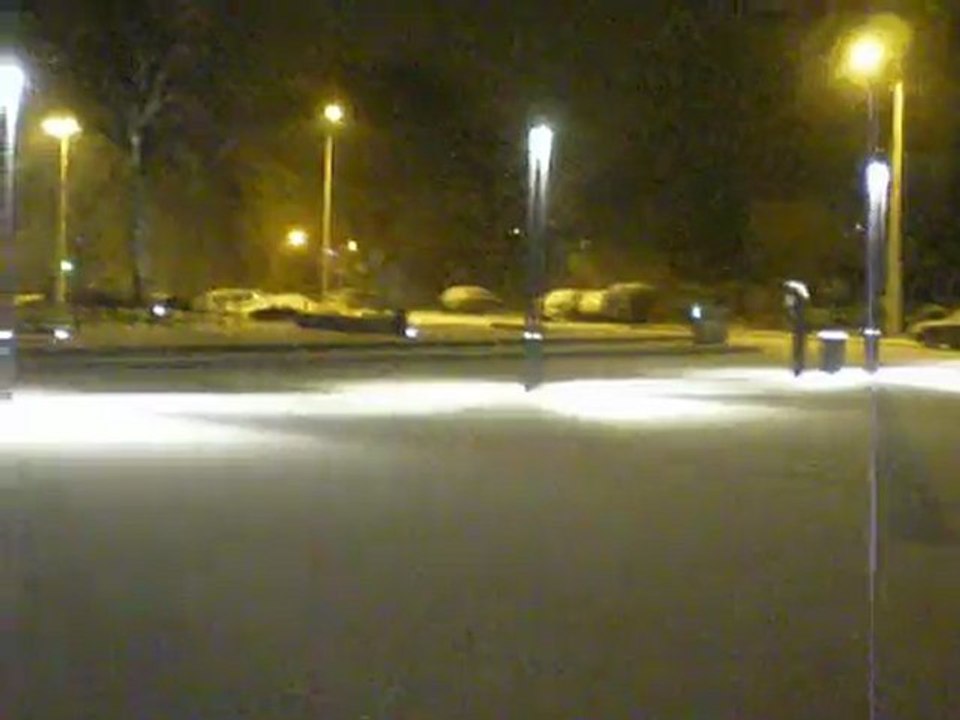 Riom: Esplanade de la gare sous la neige