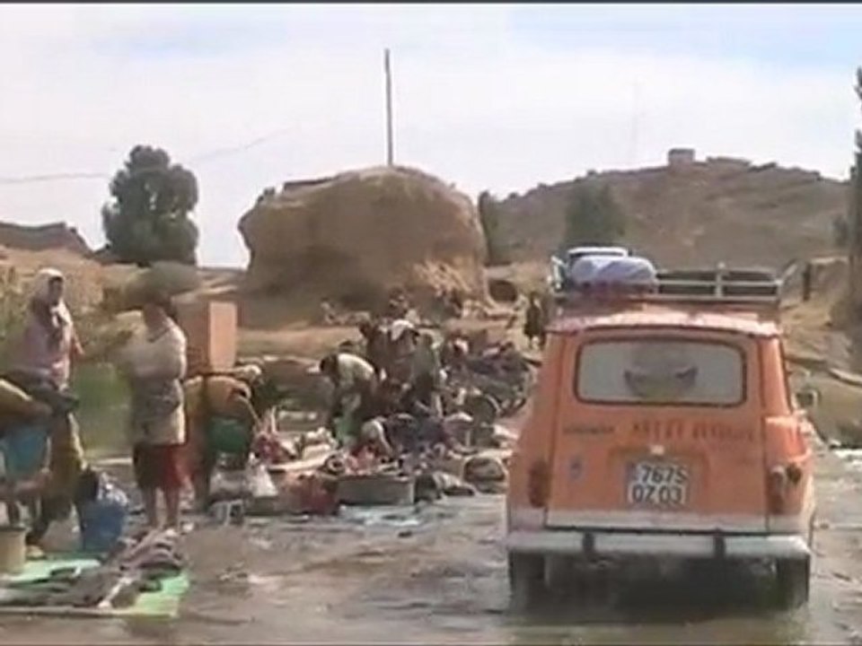 4L TROPHY 2010 par l'équipage 1901