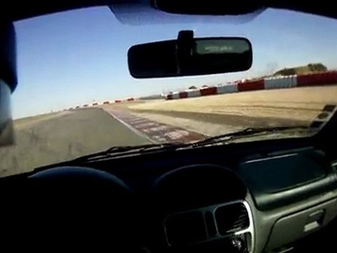 sortie de route en clio rs circuit de Ledenon janvier 2010