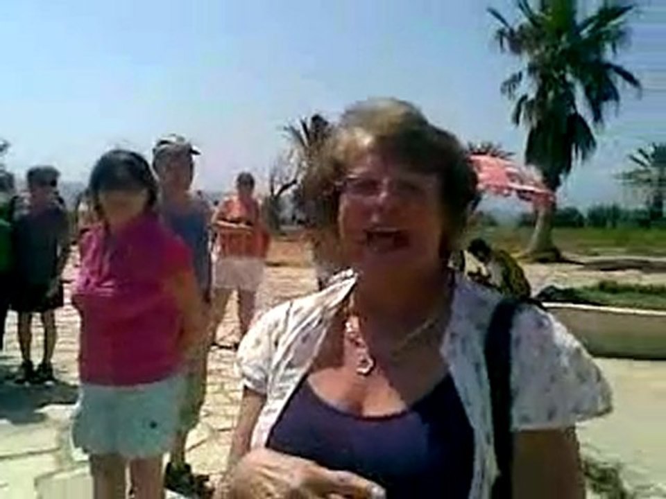 İstanbul, İzmir, Ayvalık, Çeşme, Foça, Kuşadası, Selçuk, Efes, Bergama İngilizce-Norvecce Profesyonel Kokartlı Turist Rehberi, Sinan Tortum ( Tel. 0090.539.2240093)--Waterfall in Antalya where Duden River runs into the sea