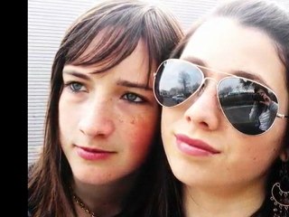 Tik tok . anais&Emilie&Pauline