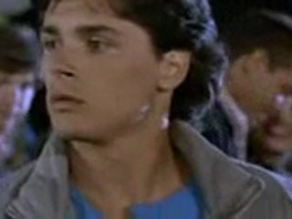 Bande-annonce   SOCIETY (1990)