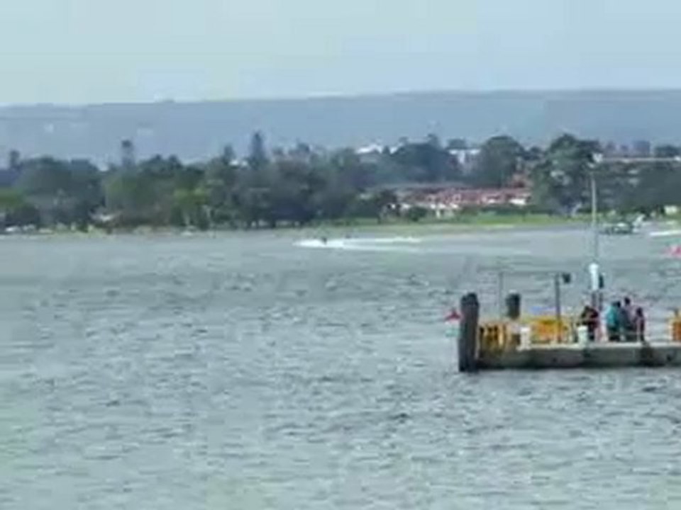 Adilson Kindleman crash-landing in the Swan River - Red ...