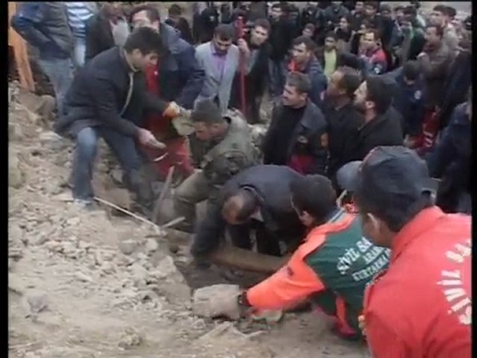 ZEYTİNLİ ROCK FEST SOSYAL SORUMLULUK PROJESİ ( HABER )