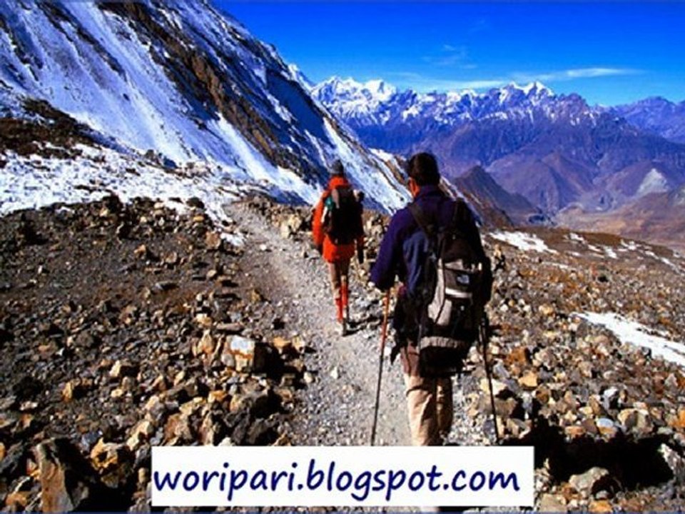 Aashu Puchhdau Chhu - Nepali Lok Geet