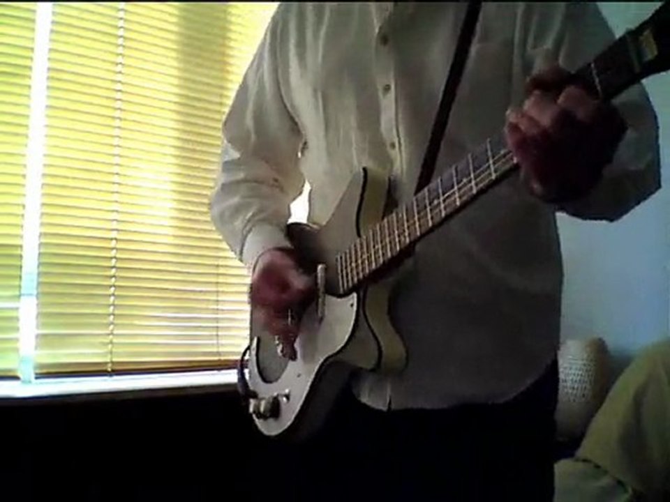 Danelectro 1959 reissue modified - KASHMIR