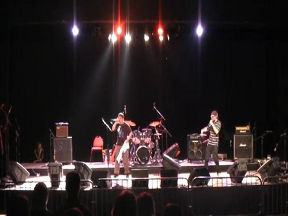 Kev1 le temps passe featuring lerdess concert big beynes