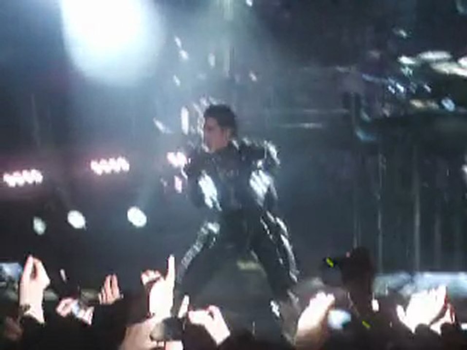 Hey you @ Paris 14.04.10